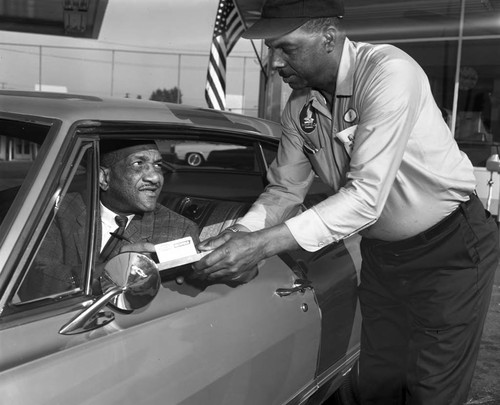 Richfield Service station, Los Angeles, 1967