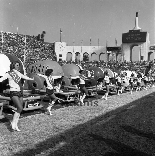 Cheerleaders, Los Angeles, 1973