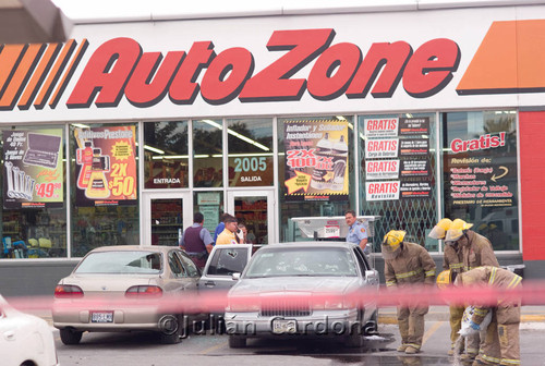 Execution at Auto Zone, Juárez, 2008