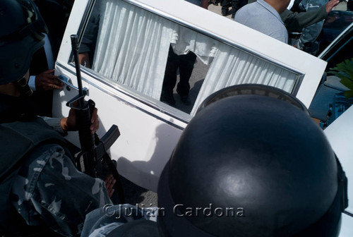 Funeral car and police, Juárez, 2008