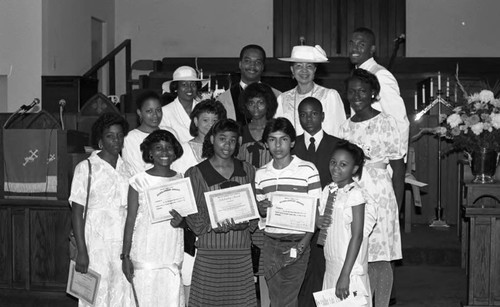 Bryant Temple AME Church members posing together, Los Angeles, 1987