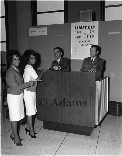 United gate, Los Angels, 1964