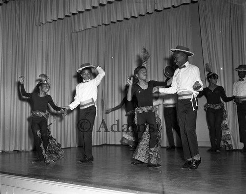 Children performers, Los Angeles, 1967