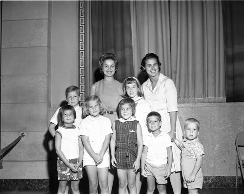 Rosalind Wyman with students, Los Angeles, 1963