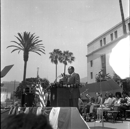 Tom Bradley at inauguration, Los Angeles, 1977