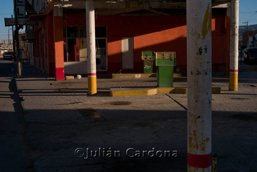 Closed Gas Station, Juárez, 2007