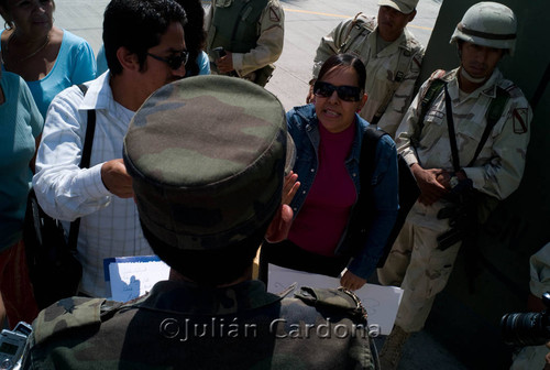 Military press briefing, Juárez, 2008