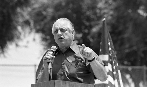 Tommy Lasorda speaking at the Watts Baseball Clinic, Los Angeles, 1982