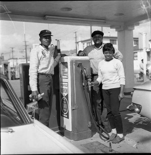 Service station, Los Angeles, 1967