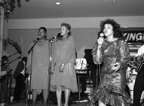 Singers performing during the Winter Carnival at Crenshaw Plaza, Los Angeles, 1989