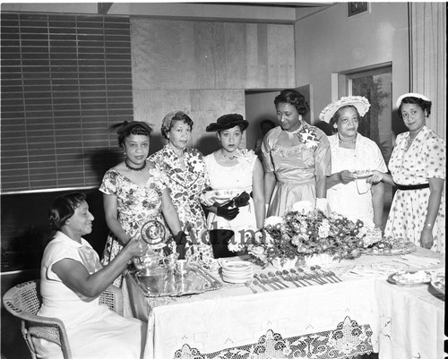 Tea time, Los Angeles, 1954