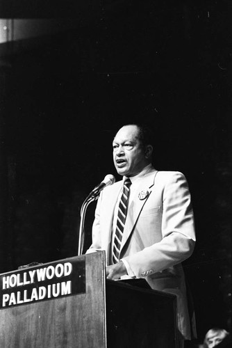 Tom Bradley speaking during the FDR birthday celebration at the Hollywood Palladium, Los Angeles, 1982