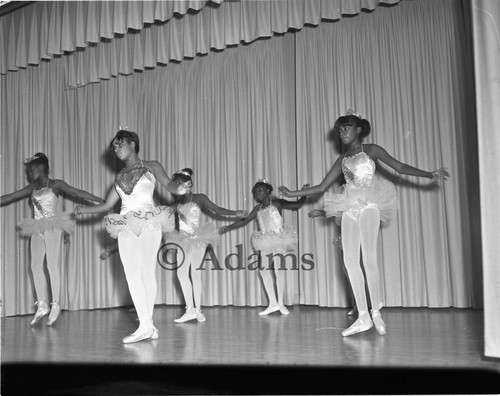 Children ballerinas, Los Angeles, 1967