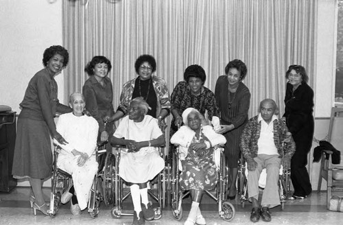 Alpha Kappa Alpha chapter members posing with seniors, Los Angeles, 1986