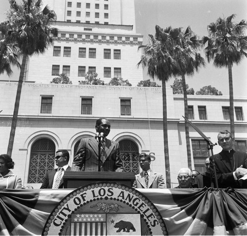 Tom Bradley speaking during his inauguration as mayor, Los Angeles, 1973