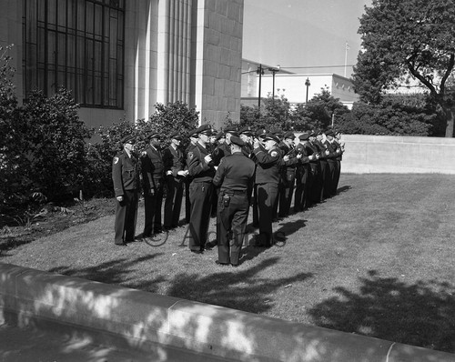 State building, Los Angeles, 1960