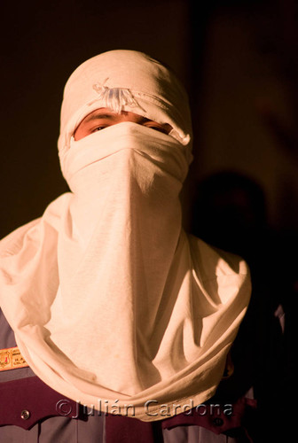 Policeman with covered face, Juárez, 2008