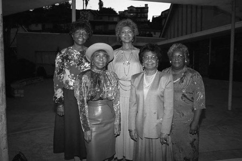 Theta Mu Omega Chapter, Alpha Kappa Alpha members posing together, Los Angeles, 1989
