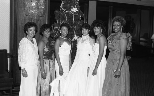 Neophytes posing together at the Delta Sigma Theta Red and White Ball, Los Angeles, 1987