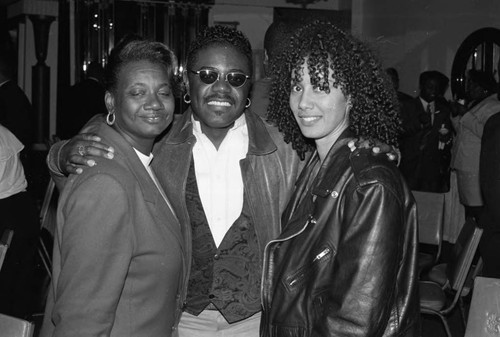 Attendees of the National Newspapers Publishers Association convention posing together, Los Angeles, 1993