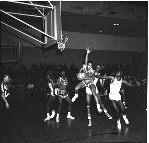 Basketball game, Los Angeles, 1967