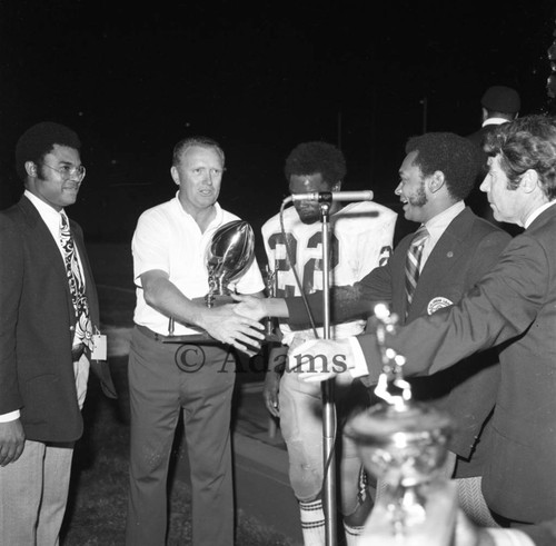 Trophy presentation, Los Angeles, 1972