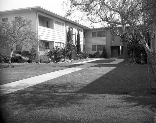 Lincoln Place Apartments, Venice, 1967