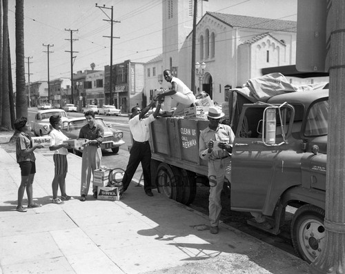 Food drive, Los Angeles, 1960