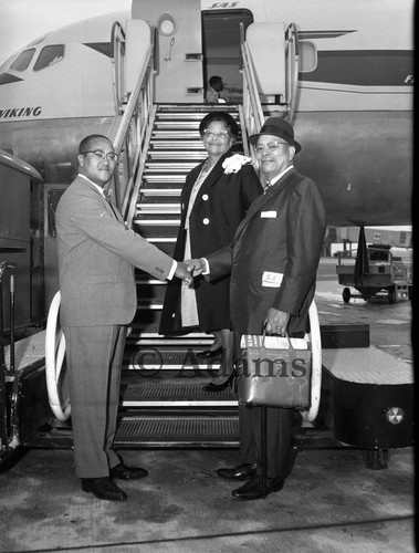 Airplane boarding, Los Angeles, 1963