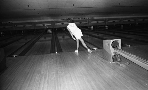 Bowling, Los Angeles, 1975