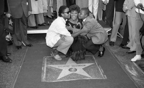 Dionne Warwick gets a star, Los Angeles, 1985