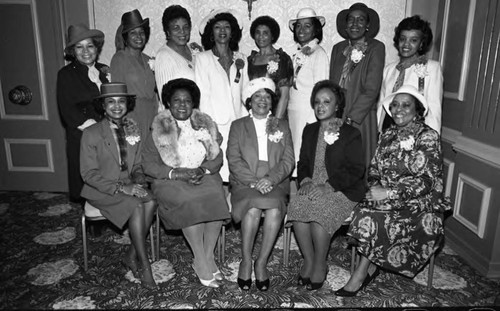 Los Angeles Alumnae Chapter of Delta Sigma Theta members posing together, Los Angeles, 1983