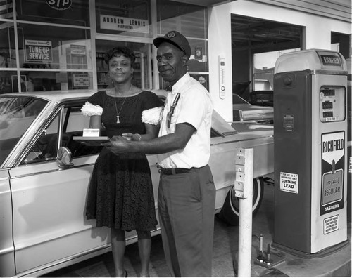 Richfield Service Station, Los Angeles, 1967