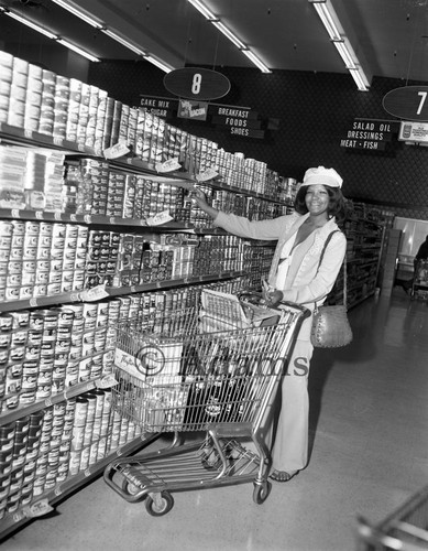 Market, Los Angeles, 1974