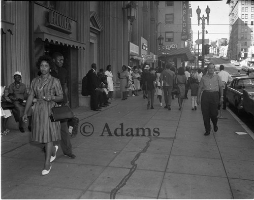 Pedestrians on city street, Los Angeles, 1963