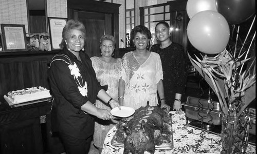 Jessie Mae Beavers posing with others at an event, Los Angeles, 1987