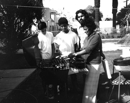 Backyard Barbecue, Los Angeles