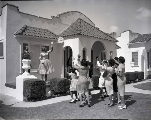 Wedding Bouquet Toss, Los Angeles, 1958