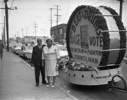 Parade float, Los Angeles, 1963