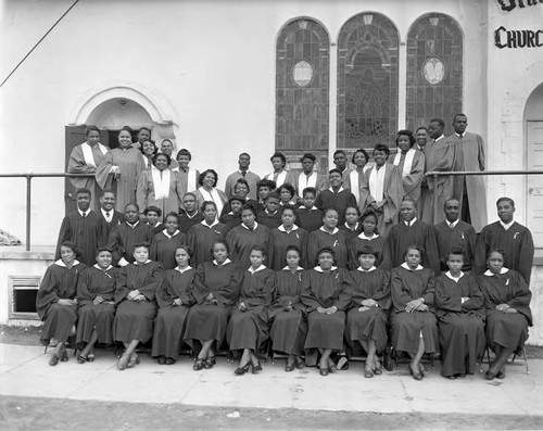 Church choir group portrait, Los Angeles