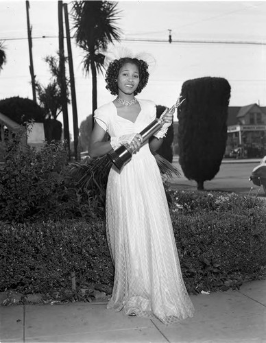 Woman with trophy, Los Angeles