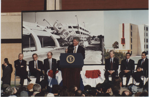 President William Jefferson Clinton speaks at California State University, Northridge to mark the one year anniversary of the 1994 Northridge earthquake, January 17, 1995