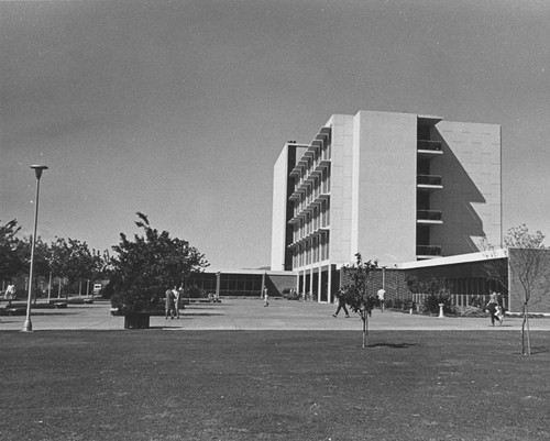 Administration Building at San Fernando Valley State College, ca. 1968