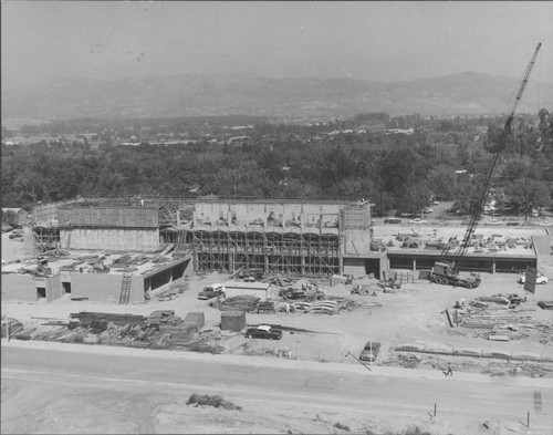 San Fernando Valley State College (now CSUN) Administration and Classroom Building during construction, 1963