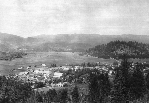 Birds Eye View of Quincy from Hillside