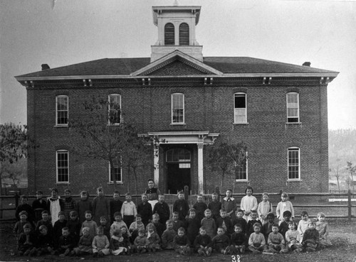 Yreka Grammar School