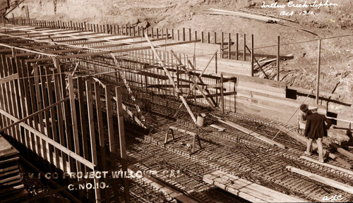 Construction on the Sacramento Valley Irrigation ditch