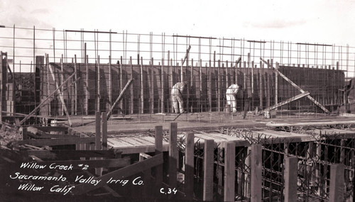 Construction on the Sacramento Valley Irrigation ditch