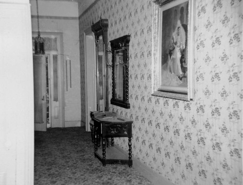 Interior of the Northgraves-Compton House