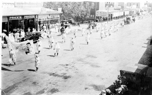 Red Bluff Baseball team in a parade in Red Bluff